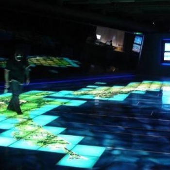 北京意诚意3D环幕影院环形幕360度投影大型4D5D7D展厅