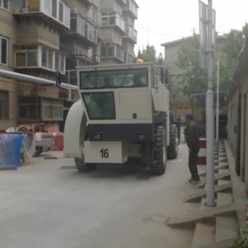 福建 供应 水泥混凝土路面共振式破碎机__厂家直供