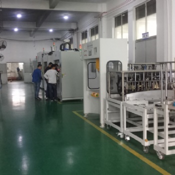 供应汽车轮罩壳侧饰板焊接机 尼可超声波