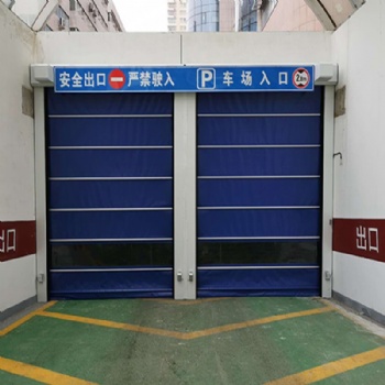甘肃荣高门业-快速卷帘门特征：
