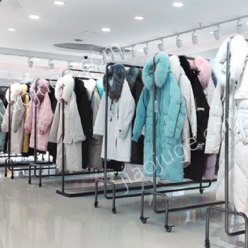 品牌女装折扣批发羽绒服批发童装批发