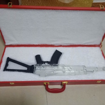 AK47造型玻璃酒瓶个性吹制大枪造型工艺酒瓶吹制玻璃手工伏特加酒瓶