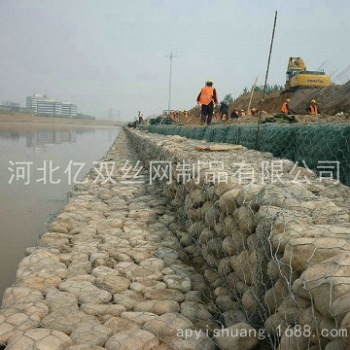 生态格宾网箱河道石笼网 包塑雷诺护垫 热镀锌铅丝笼PVC绿滨垫