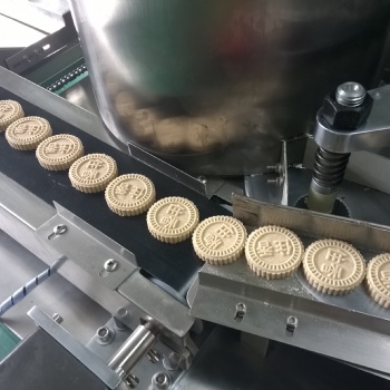 普鲁森新款PLS-03炒米饼机厂家