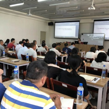 昆明云南大学滇池学院培训综合能力