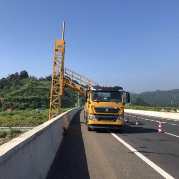 阳江市阳东县那龙镇桥检车出租升降平台出租路灯车出租