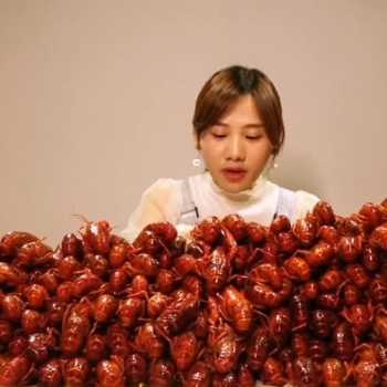 懒仔即食麻辣小海鲜让你品尝不一样味道！