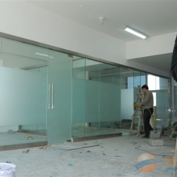 丰管路安装办公室玻璃隔断 定做玻璃隔墙丰台区安装玻璃隔断公司