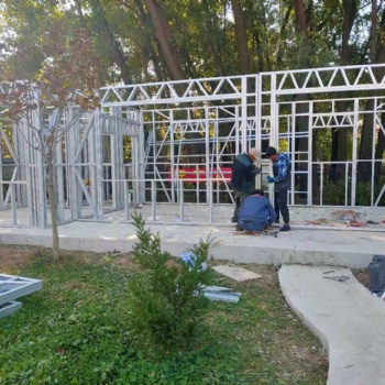 辽宁省轻钢房屋-30天完工-即建即住_沈阳集成龙骨别墅样板间