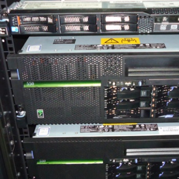 境外大宽带、抗投诉、vps服务器