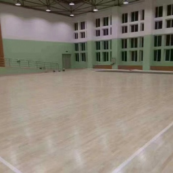 运动木地板安装，包头体育馆运动木地板选择品牌胜枫