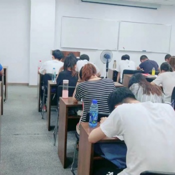 江苏瀚宣博大专转本编织高职生的本科梦