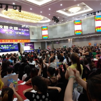 商界鬼谷子王壹飛谈何为商业模式