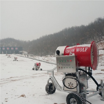 滑雪场国产造雪机使用时注意的小细节