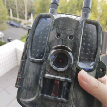 欧尼卡Onick AM-950带彩信 带GPS野生动物红外监测相机