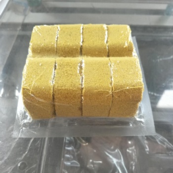 供应全自动鱼食饵料真空包装机