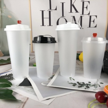 江西萍乡新余鹰潭塑料奶茶杯定做，奶茶封口膜定做，热饮咖啡纸杯定制厂家