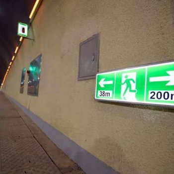 深圳立达隧道疏散指示标志灯，灯箱式标志灯，防护等级IP65