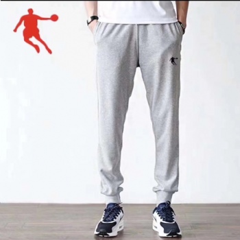 江枫服饰361乔丹安踏品牌服装批发厂家