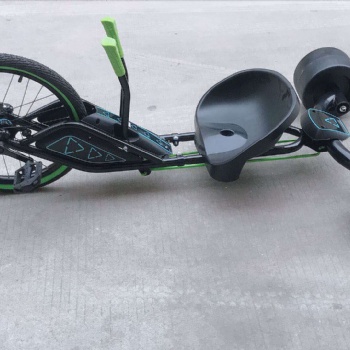 南帝儿童成人三轮漂移车