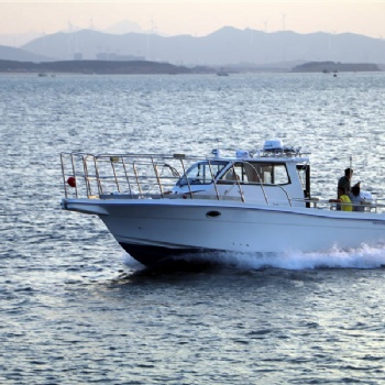 滑翔艇深V型海船自用钓鱼船10人专业钓鱼艇厂家玻璃网私人快艇厂家