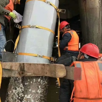 水下打捞 切割 摄像 安装 水下钻孔水下清淤 堵漏等相关水下工程潜水施工
