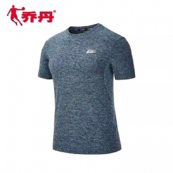 乔丹安踏匹克特步361度服装尾货批发