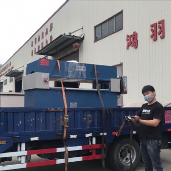 箱包手袋精密加工设备-四柱裁断机工厂价销售