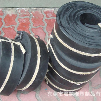 本厂普通环境中防水，抗震，密封性能好的裁条板