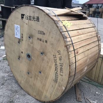 常年高价回收各个品牌工程剩余光缆，工程库压光缆