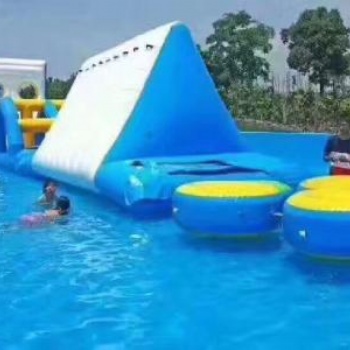 专业打在商业广场地产庆典互动设备水上充气水池设备租赁