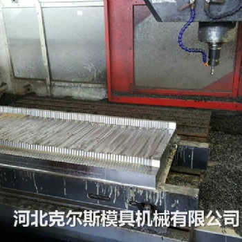 河北厂家生产钢质彩石瓦模具瓦型模具全