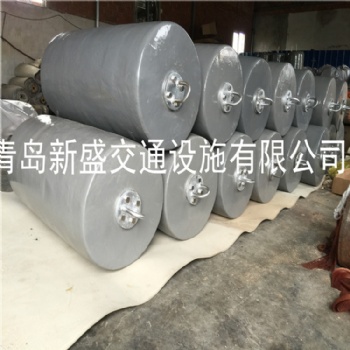 青岛新盛生产船只靠泊防撞用橡胶充气护舷靠球