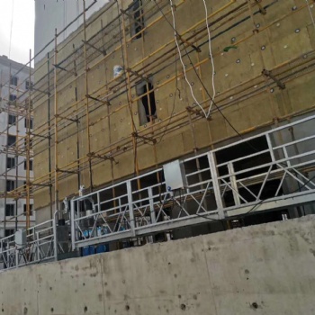山东吊篮厂家热镀锌建筑吊篮。定做各种异型吊篮，质量好，价格低！