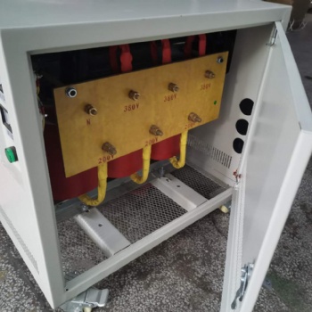 东莞三相隔离变压器380V变220V、200V