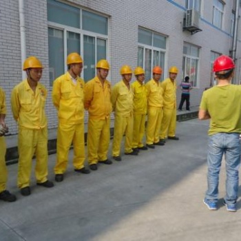 机器人安装选明通集团更可靠