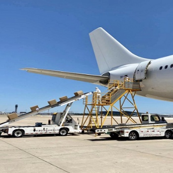 货物出口空运_深圳航程空货运门到门服务
