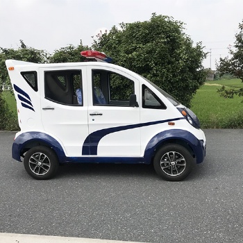 广东中山电动巡逻车 5座 封闭款