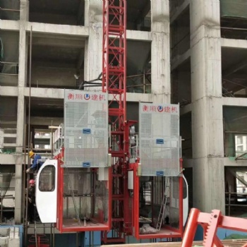 北京建筑施工升降机物料提升机sc200/200施工电梯齿轮式