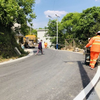 重庆酉阳小区道路划线 山区公路热熔振荡画线施工公司