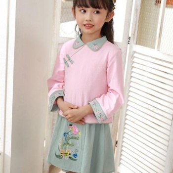 江义(jiangyi)童装品牌
