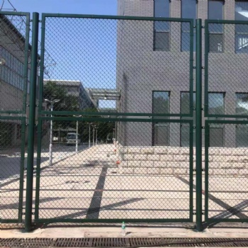 兴友体育场围网 体育场护栏 球场用支持定制
