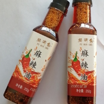 厂家批批发定制麻辣油包油泼辣子