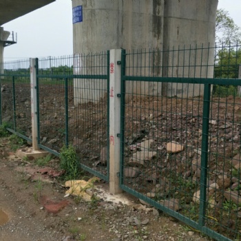 铁路护栏网 铁路护栏 厂家供应支持定制