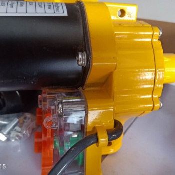 河北沧州助农温室电动卷膜器220v100w