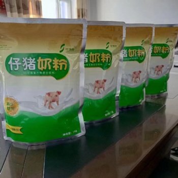 仔猪奶粉的选择（中博特）
