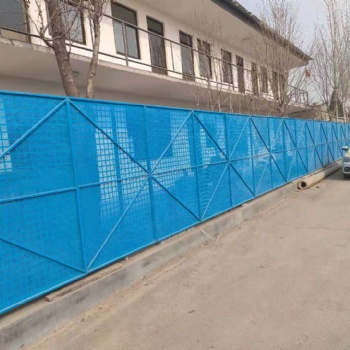 山东建筑爬架圆孔网脚手架爬架喷塑爬架围挡网蓝色米子工地围挡网