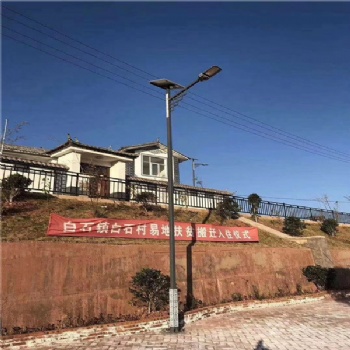 吴忠太阳能路灯灯杆，吴忠一体化太阳能路灯