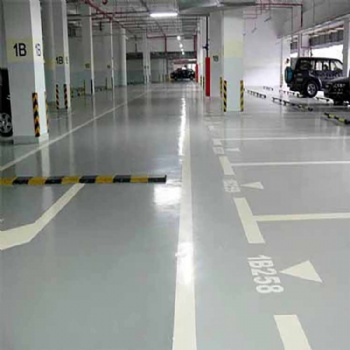 江苏生产厂家供应地坪漆施工喷涂聚脲防水防滑涂料