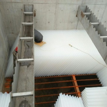 邳州市城乡污水处理 蜂窝斜管填料 全新料 一个厚